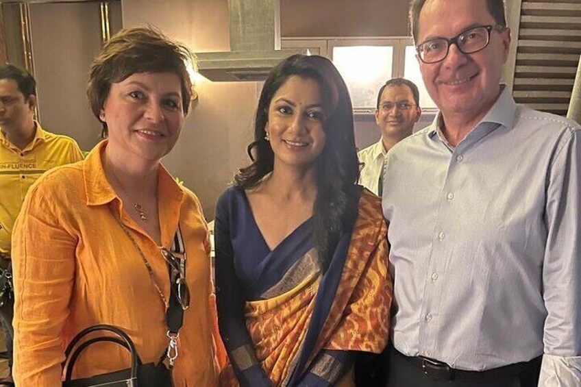 Experience Half-Day Bollywood Tour with Meal