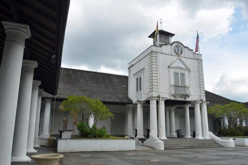 Kuching City Tour & Annah Rais Longhouse