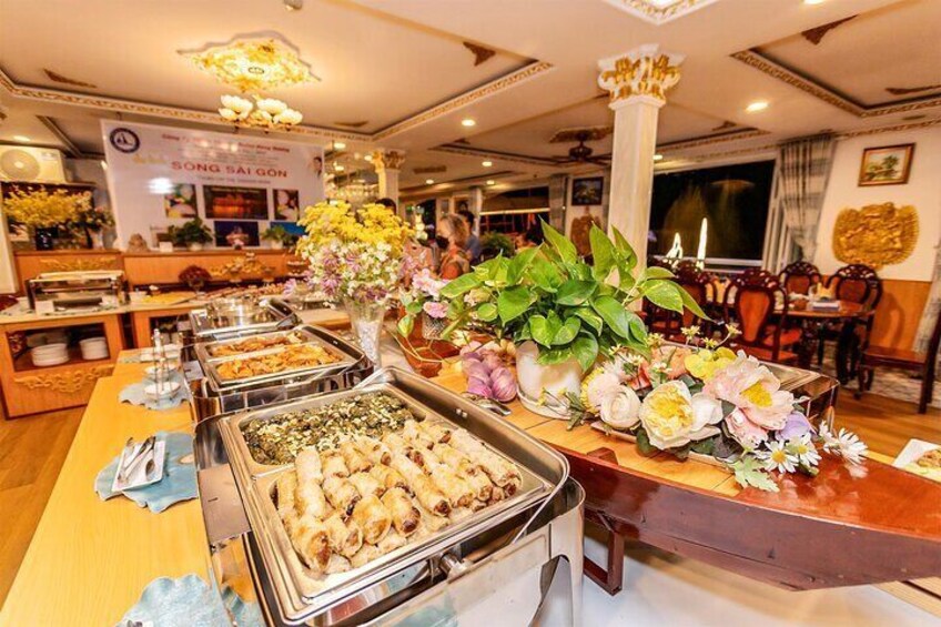 Buffet Line on Ironclad Cruise