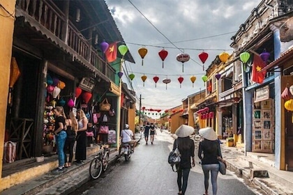 Shopping and Eating Tour in Hoi An
