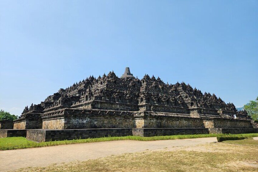 Borobudur Climb to The Top & Prambanan Tour With Tickets 