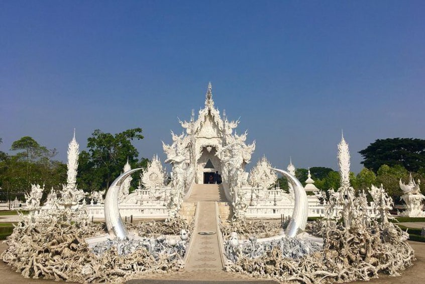 CHIANG MAI: Join Tour One Day White+Black+Blue Temple+Golden Triangle