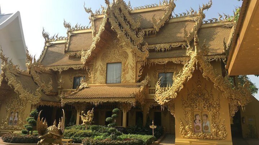 CHIANG MAI: Join Tour White+Black+Blue Temple+Golden Triangle