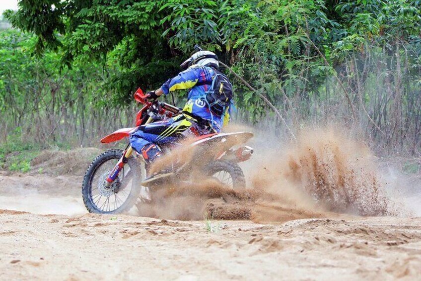 Pattaya Half Day Dirt Bike Tour