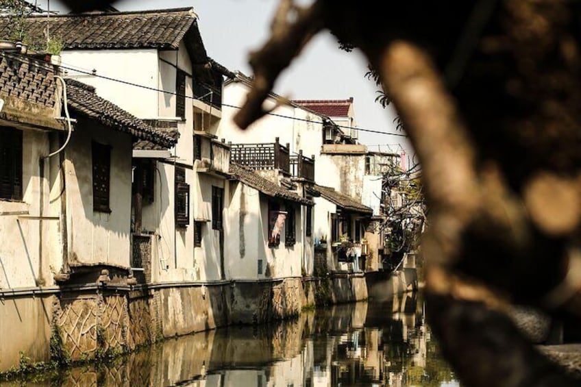 Discover An Untouched 900-year Old Water Town