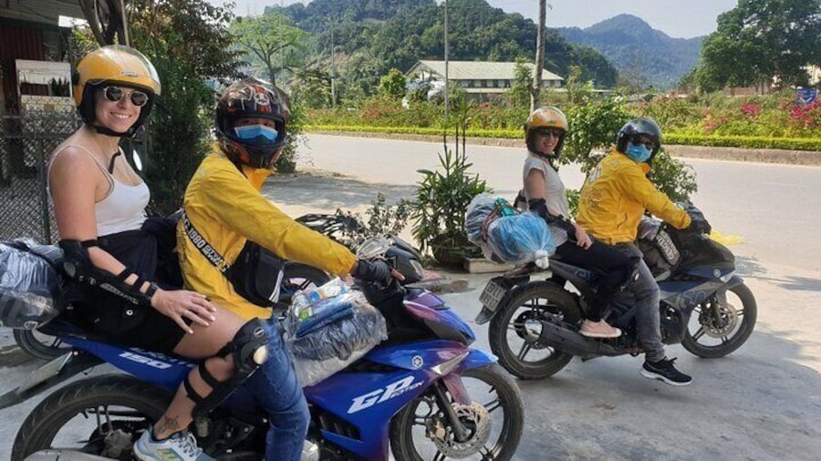Ha Giang Loop - 2 Day Tour Through the Mountains