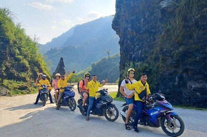Ha Giang Loop 4 Day trip with Easy Rider