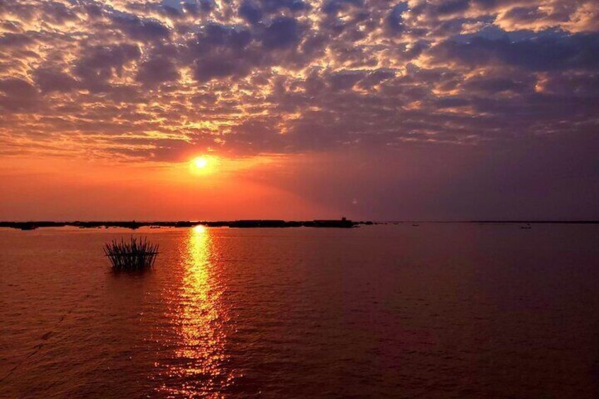 Awesome sunsets from Queen Tara Riverboat