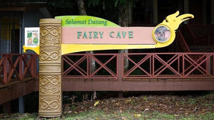 Kuching Fairy & Wind Caves Tour
