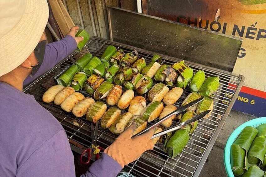 Super Niche Walking Street Food Tour in Ho Chi Minh City