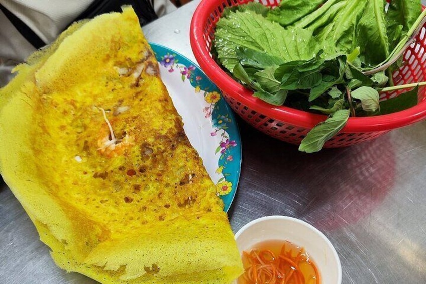 Super Niche Walking Street Food Tour in Ho Chi Minh City