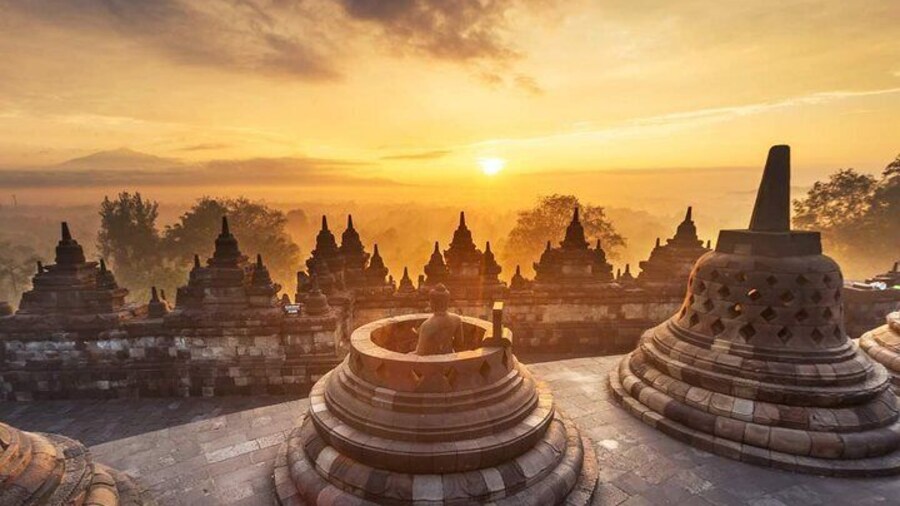 Borobudur Sunrise And Prambanan Temples Tour