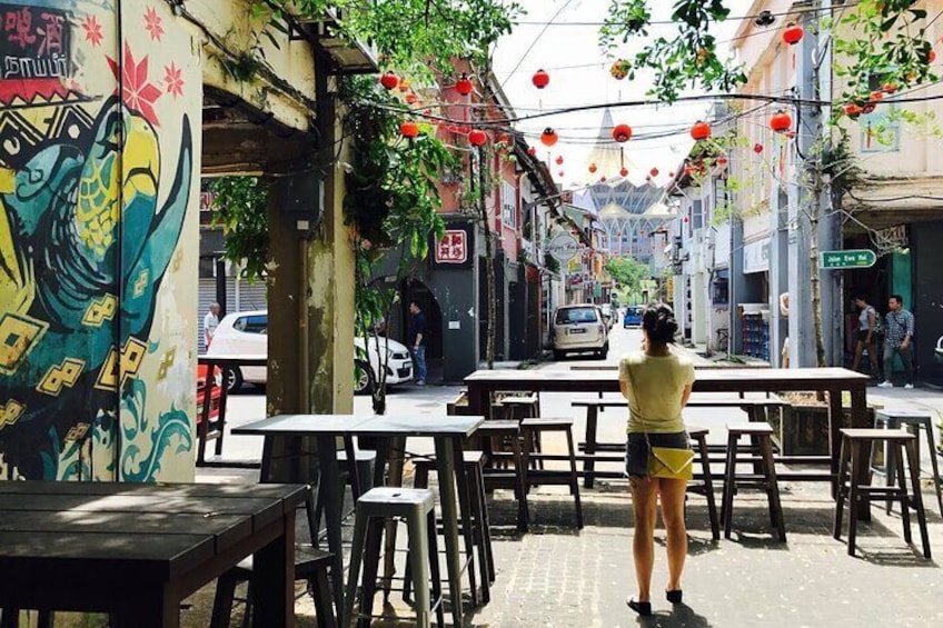 Explore the vibrant streets of Little India and Carpenter Street