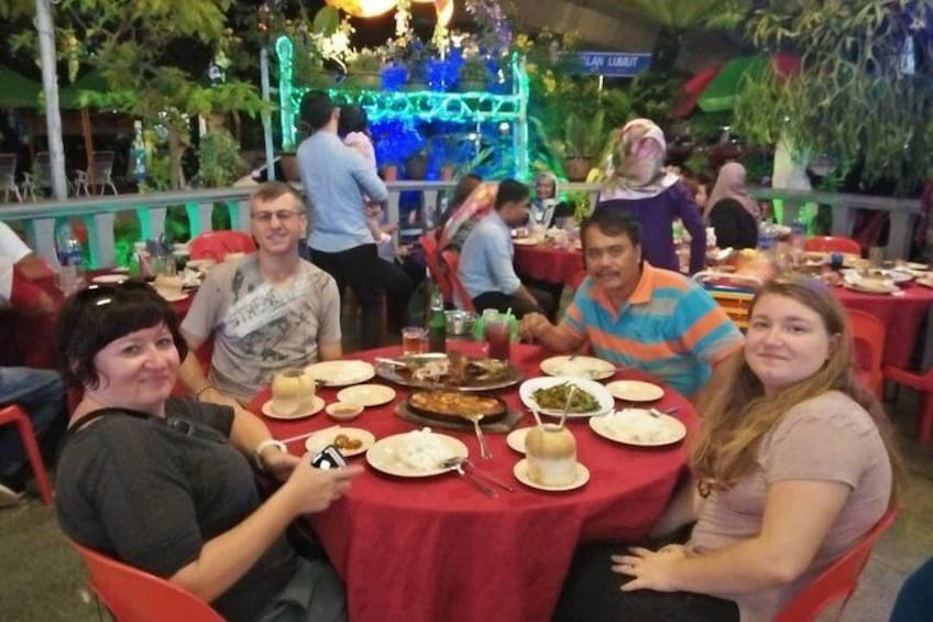The Amazing Kuala Selangor Fireflies Tour with Seafood Dinner