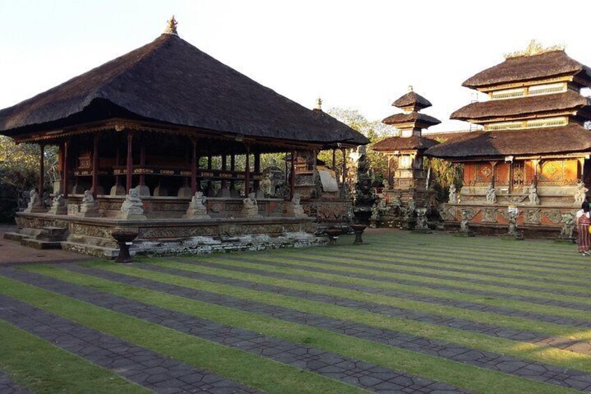 Batuan Village Temple