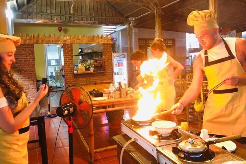 Cooking Class Hoi An:Local Market, Basket Boat, Fishing & Cooking