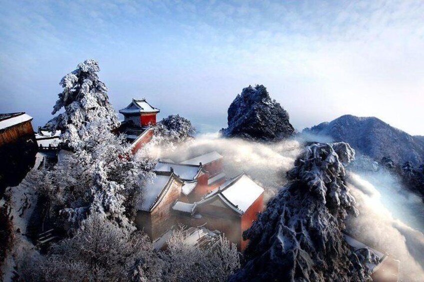 Private 2days tour to Shiyan Wudang Mountain start from Wuhan and end in Wuhan