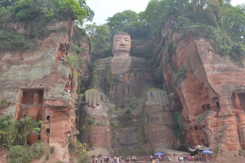 Private Leshan Giant Buddha day tour and Huanglongxi old town 8hours with lunch