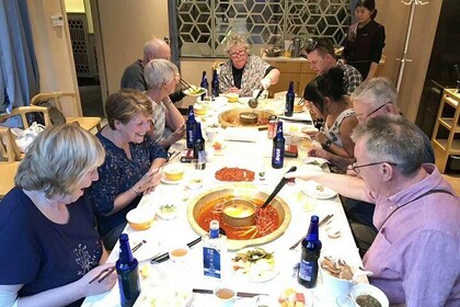 Hot hot Chengdu foodie tour very popular food with guide
