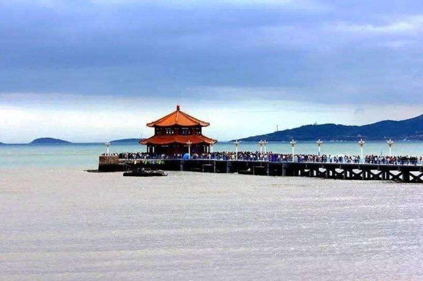 Qingdao private half day tour with Tsingdao Beer Lunch