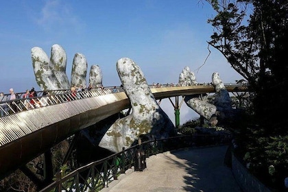Marmor Moutain - Golden Bridge - Ba Na Hill via kabelbil från Da Nang eller...