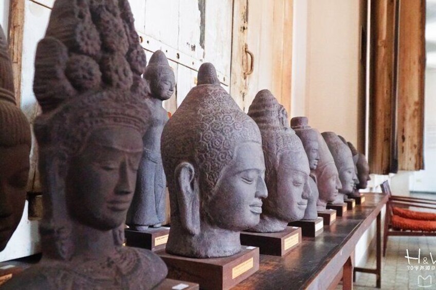 Phnom Penh Vital Discovery-Full Day Tour (Including all services)