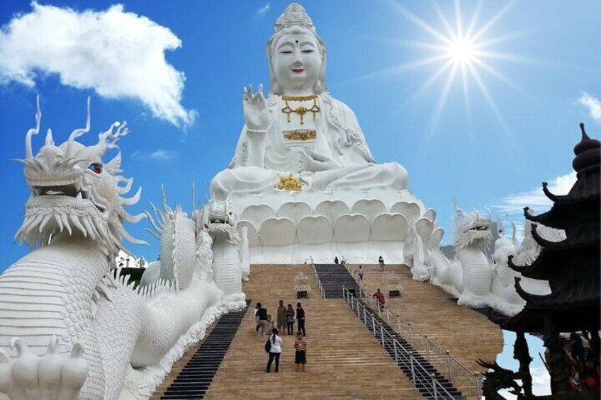 Big Buddha at Wat Huay Pla Kang