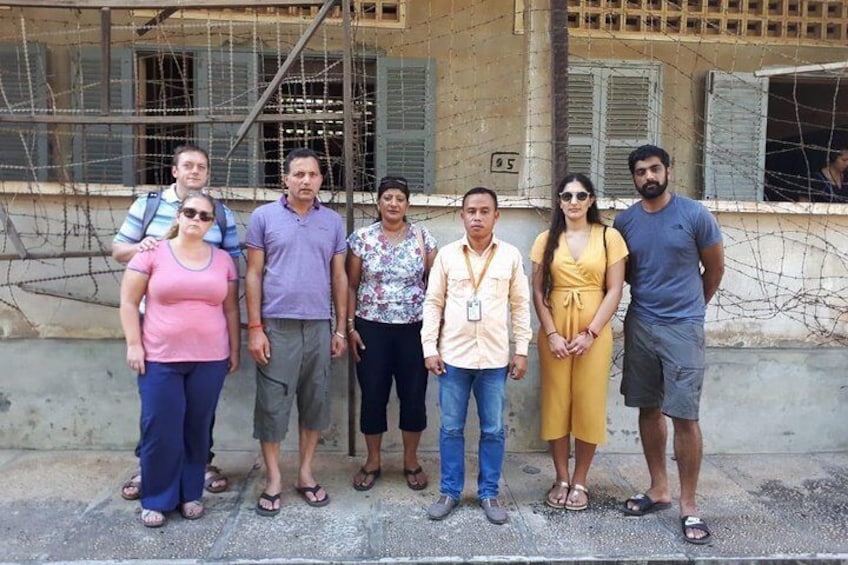 The Killing Field and Toul Sleng Genocide Museum (S21) Tour