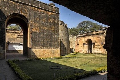 Sunshine Bangalore day tour, Lal Bagh & Tipu Sultan Fort