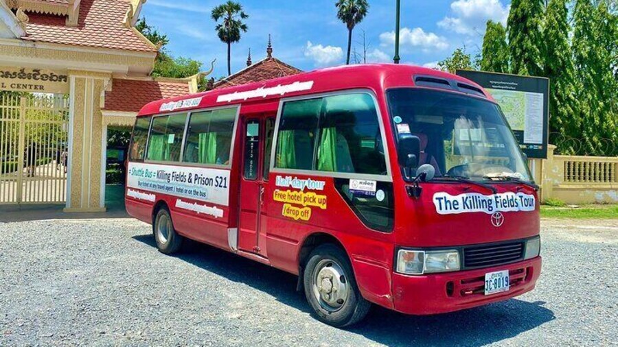 Killing Fields and Prison S21 Bus Tour