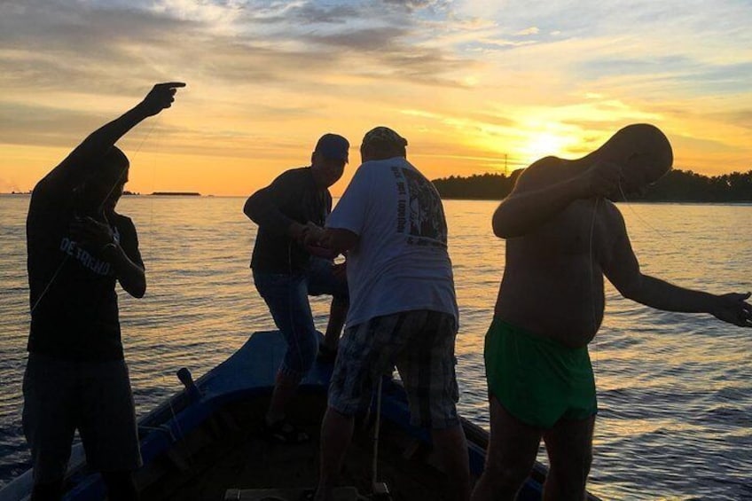 Maafushi: Sunset Fishing With Bbq Dinner