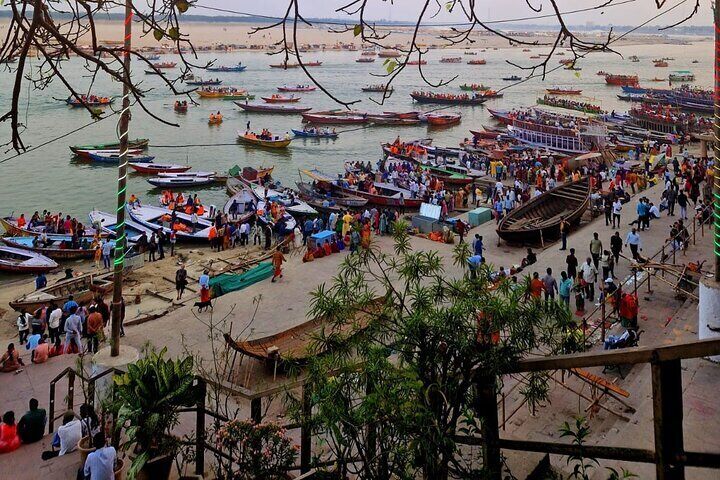 Delhi to Varanasi: Tour to the Sacred Ganga Aarti Ceremony