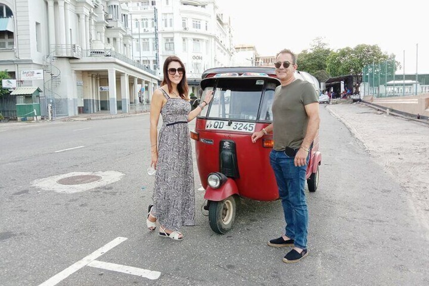 Colombo Tuk Tuk City Tour Hotel Pickup and Drop Service