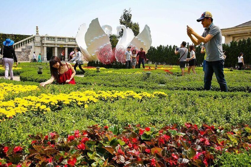 Golden Bridge & Ba Na Hills Full Day Small Group From Danang City