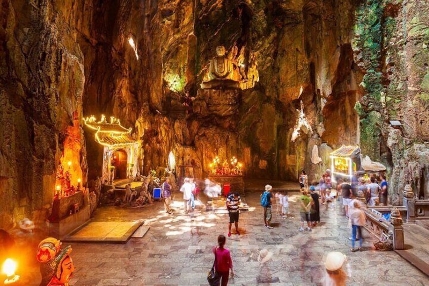 PRIVATE Marble Mountain - Hoi An Colour Lanterns & Night Market