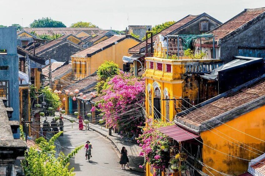 PRIVATE Marble Mountain - Hoi An Colour Lanterns & Night Market