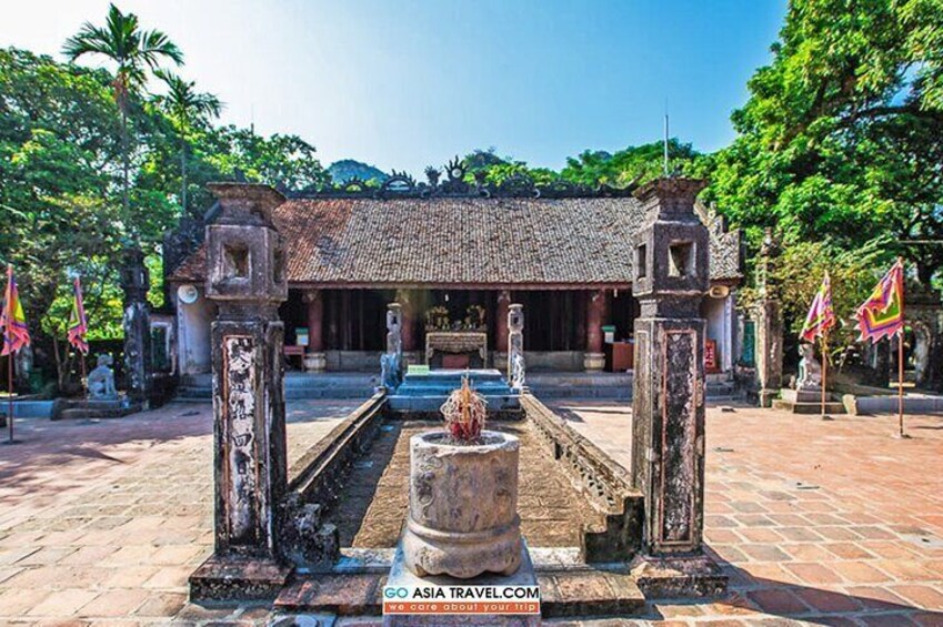 Full day Hoa Lu - Mua Cave - Trang An Boating with transfer & Buffet lunch