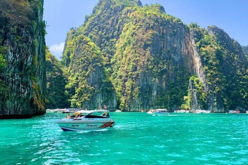 Phi Phi and Bamboo Islands Tour from Phuket