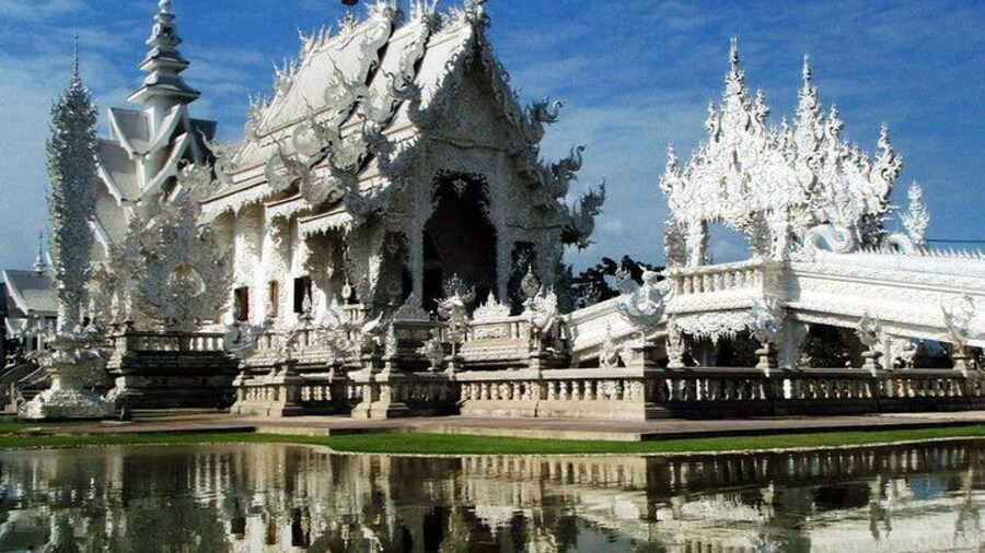 Chiang Rai Day Tour from Chiang Mai + The Long Neck Hill Tribe With Boat