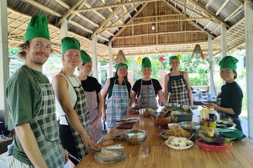 Hoi An Eco Cooking Class(Local market, Basket boat, crab fishing& cooking class)