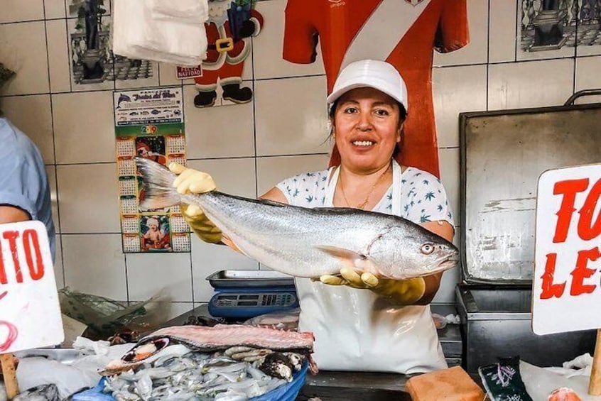 Peruvian Cooking Class Including Local Market Tour and Exotic Fruit Tasting