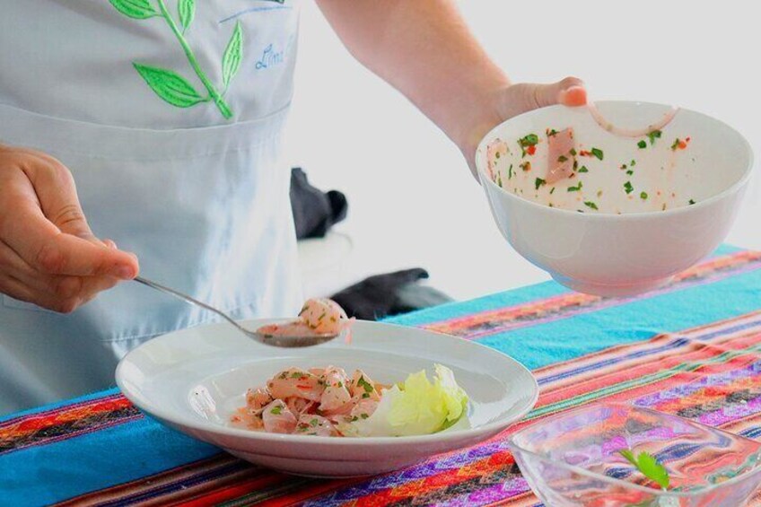 Peruvian Cooking Class Including Local Market Tour and Exotic Fruit Tasting