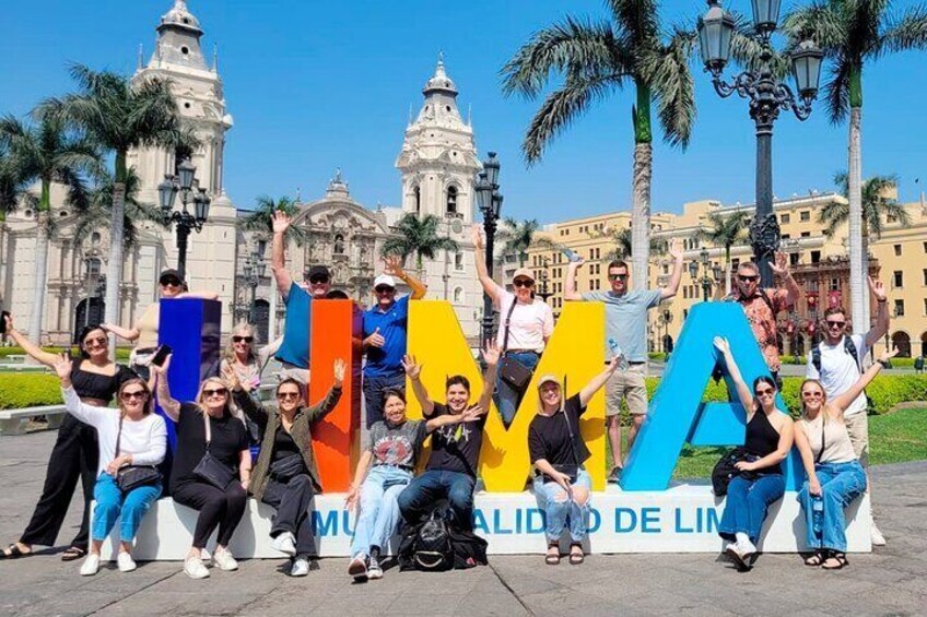 Lima City Walking Tour with Pick-up & Drop Off Small Group