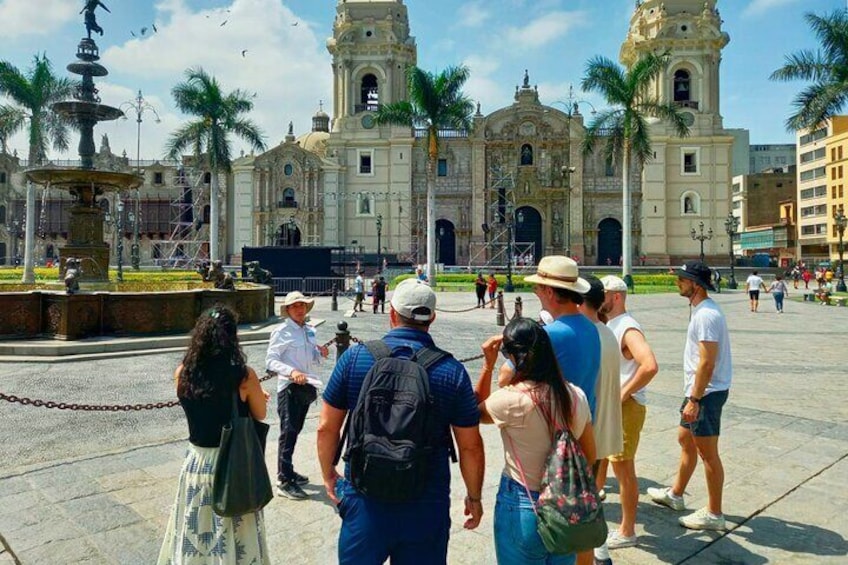 Lima City Walking Tour with Pick-up & Drop Off Small Group