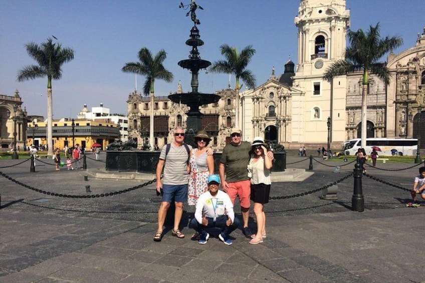 Fantastic Lima: City Tour, Magic Water and Local Dinner Small-Group