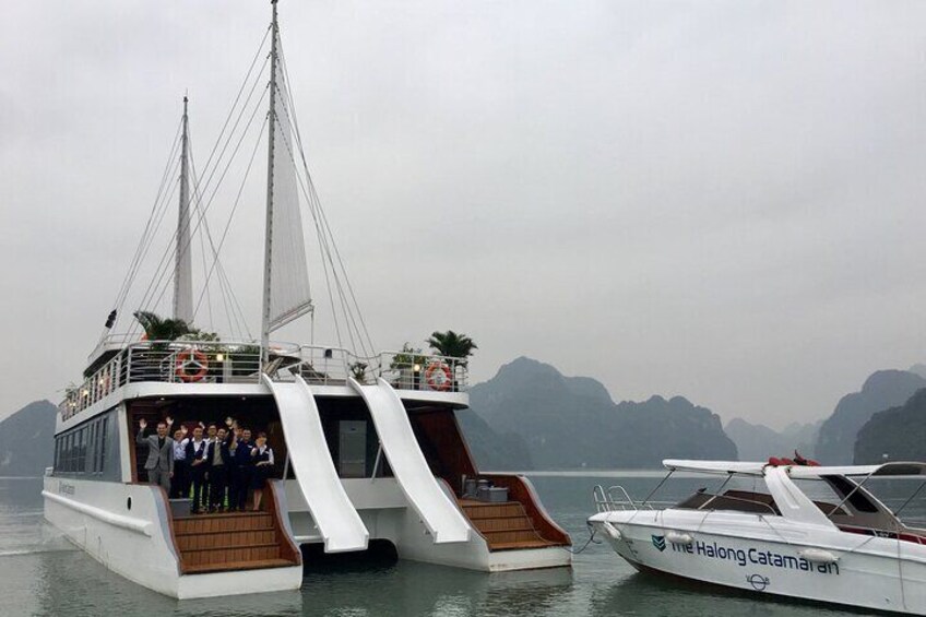 Full day Halong via HIGHWAY EXPRESS-Sung Sot cave, TiTop island, all inclusions