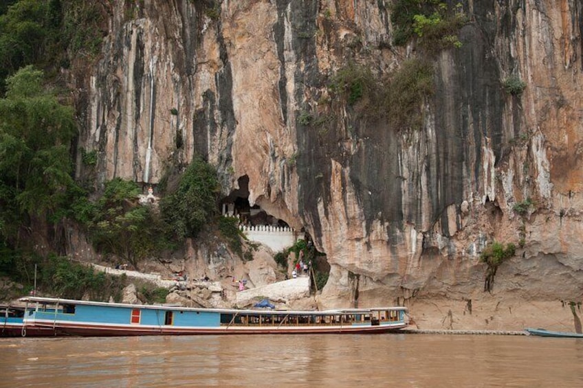 1 DAY Mekong Cruise to Pak Ou Caves. Kuang Si Waterfalls . Local Villages