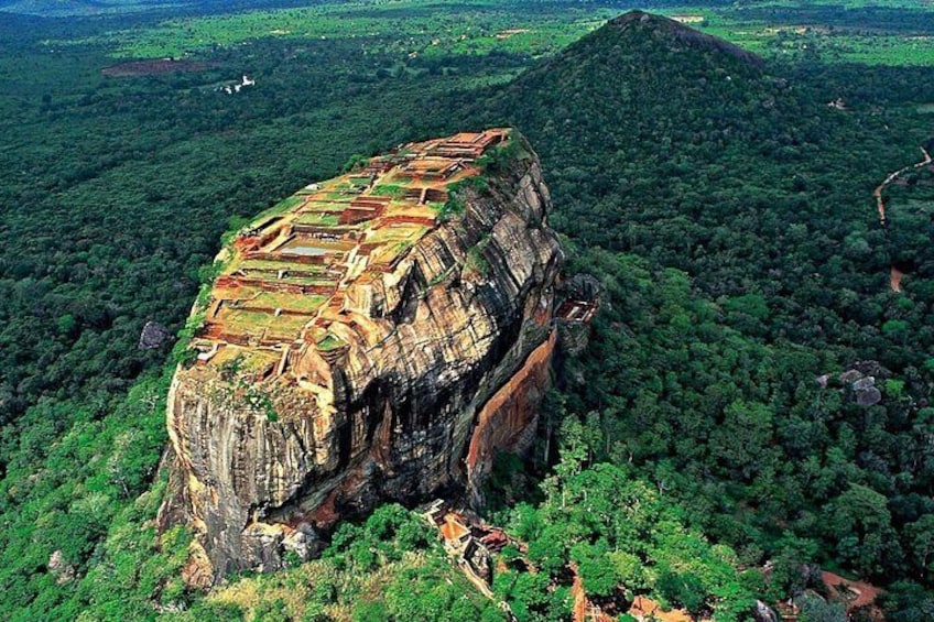 Sigiriya Rock Fortress and Jeep Safari, Day Tour From Colombo.