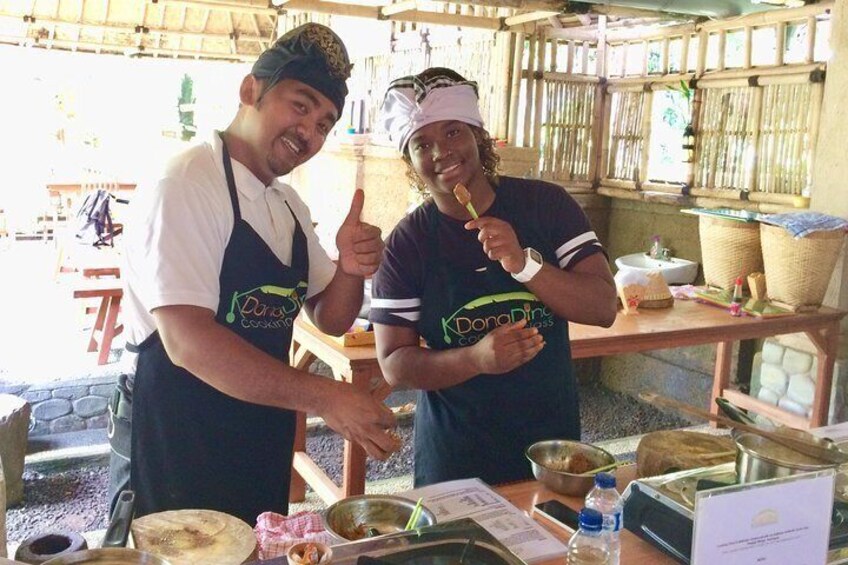 Making sate lilit ala Balinese