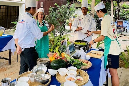 Cooking Class and Local Market Tour